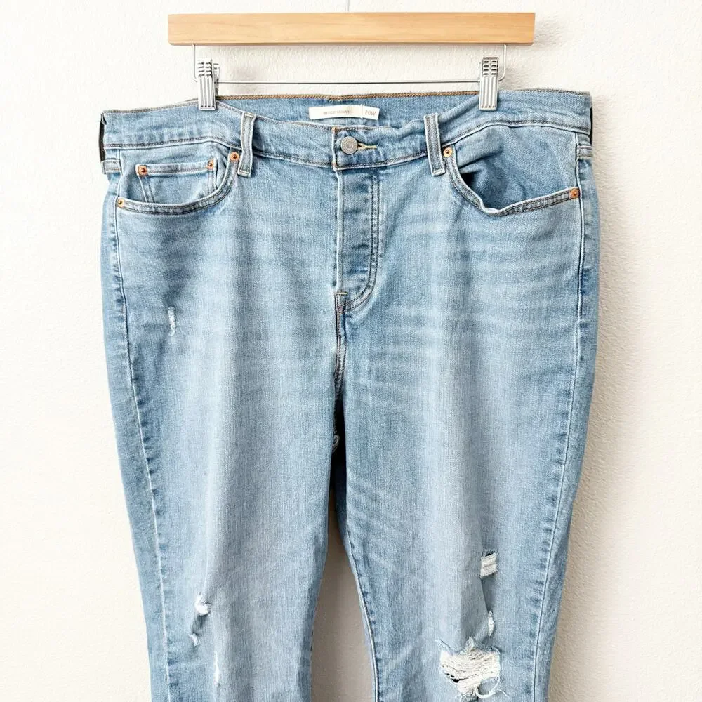 Levis amazing pair